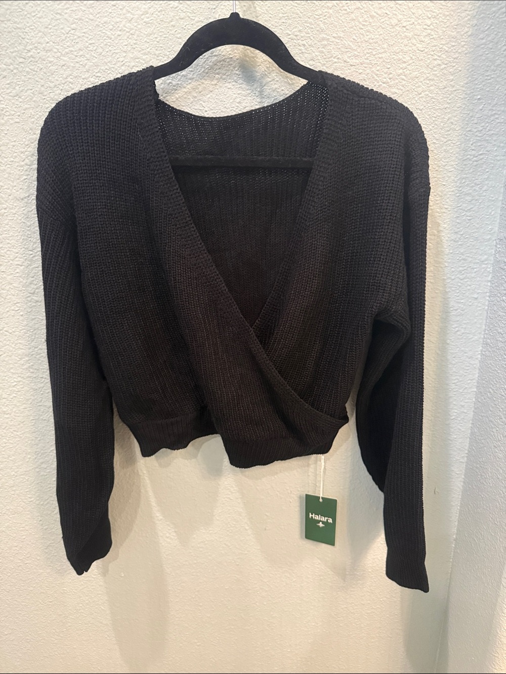 HALARA Black Cropped Wrap V-Neck Sweater Medium NWT